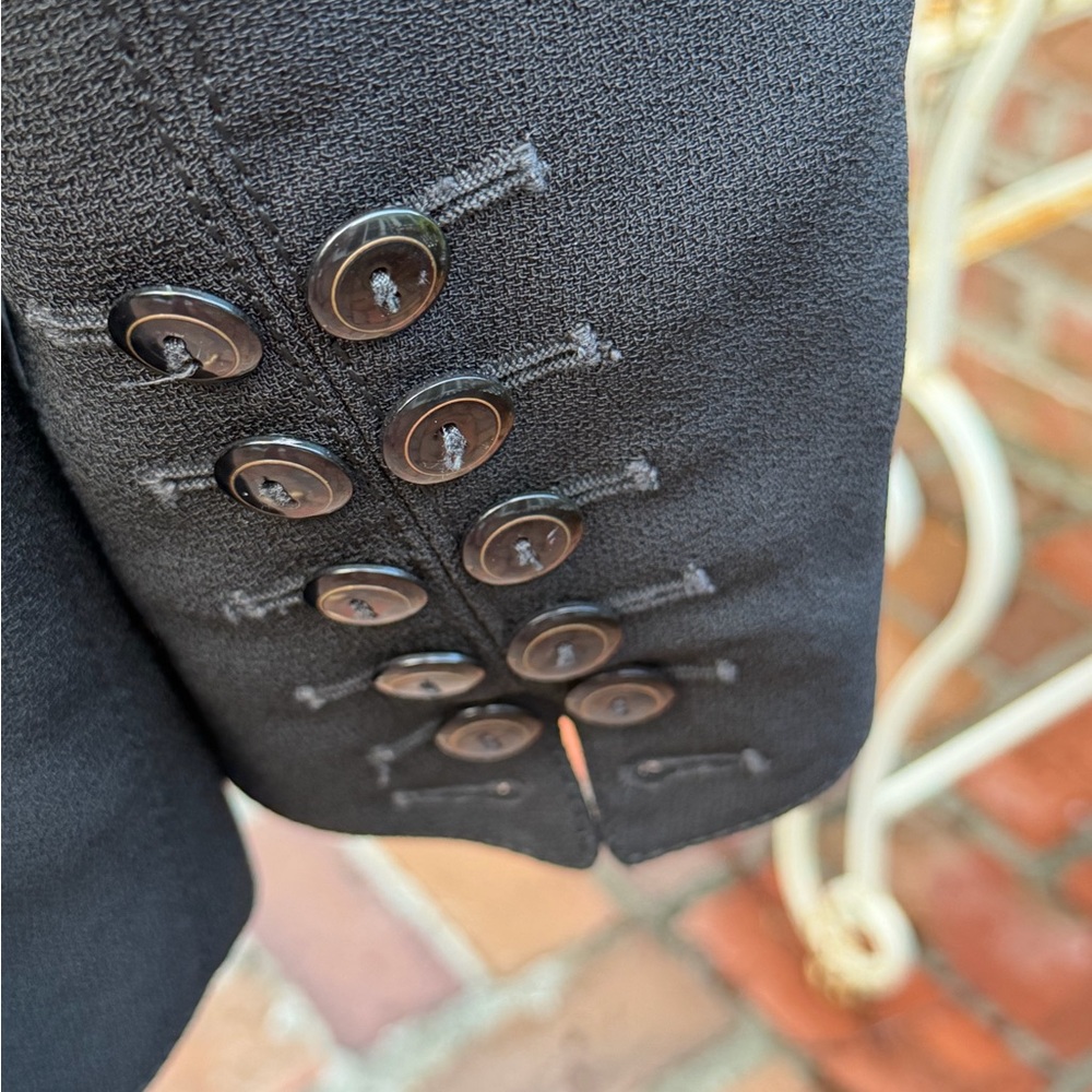 Cynthia Steffe Black Tailored Button-Front Blazer size 4 - Picture 6 of 9